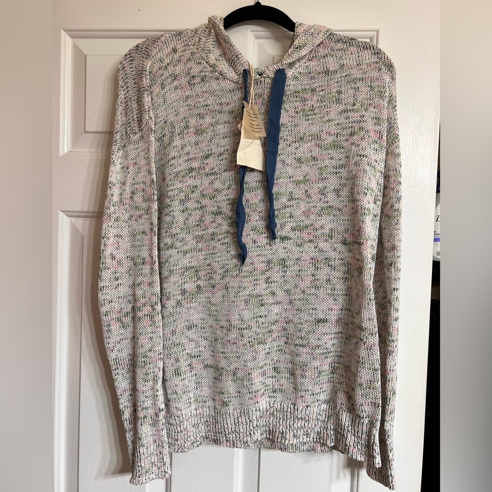Hooded sweater